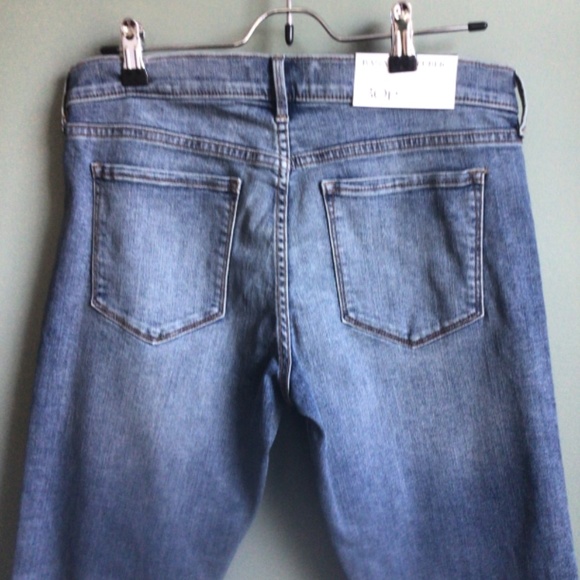 NWT Ladies Skinny Crop mid Blue jeans sz petite 30 with 25” inseam - Picture 7 of 12